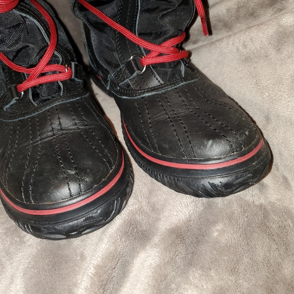 Pajar Winter Boots - Picture 2 of 3